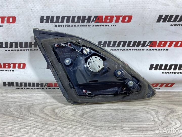 Фонарь правый в крышку багажника Мазда 6 GH