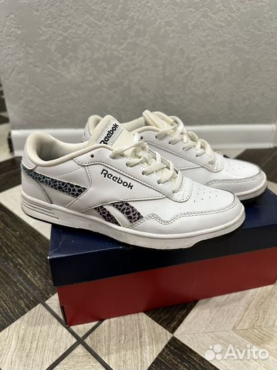 Кроссовки reebok женские 37