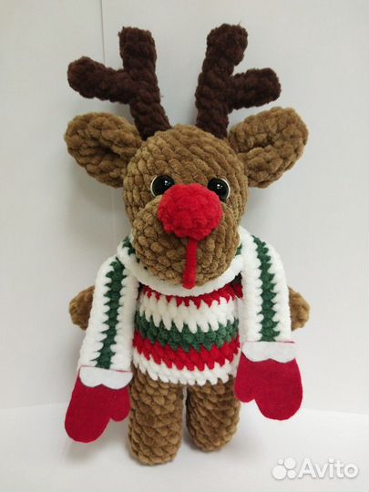 Олень, вязаная мягкая новогодняя игрушка