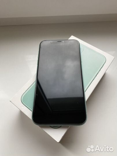 iPhone 11, 64 ГБ