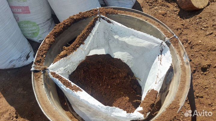 Перегной чернозем в мешках