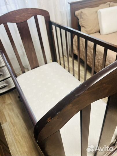 Кровать с матрасом