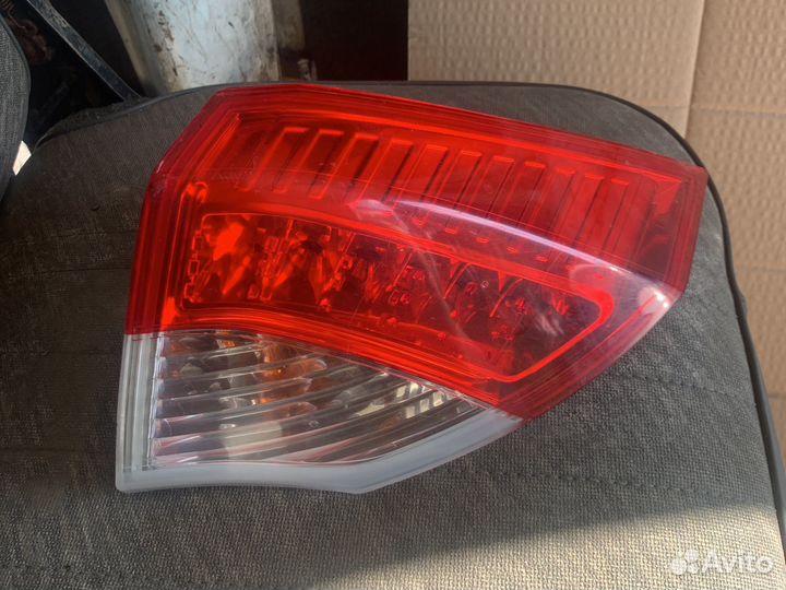Фонарь задний правый laguna 3 лифтбэк