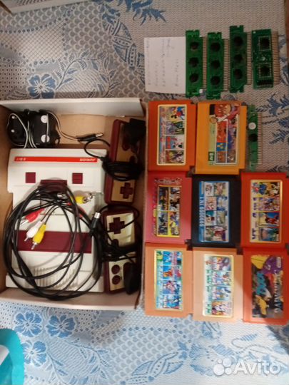 Катриджы и приставка Денди