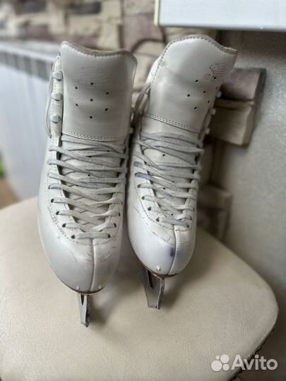 Фигурные коньки edea Overture 245