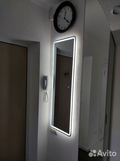 Зеркало с подсветкой 