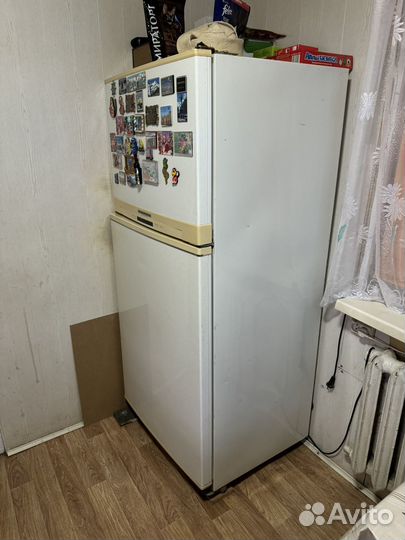 Холодильник daewoo