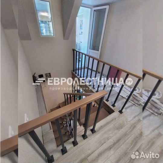 Лестница на металлокаркасе