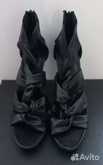 Туфли женские 37 размер новые