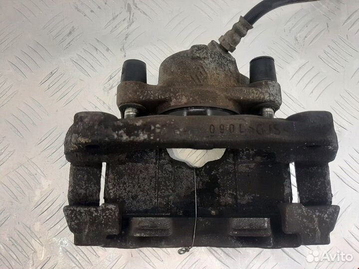 Суппорт передний правый Renault Megane 2 рест