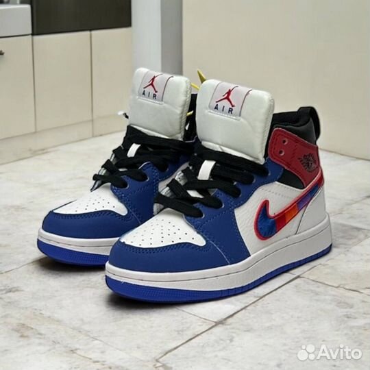 Кроссовки nike air jordan 1