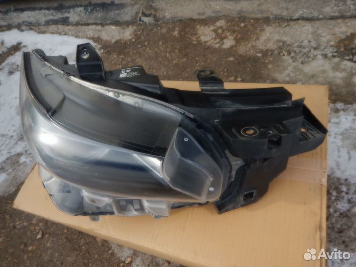Фара правая Mazda CX-9 2021-2023