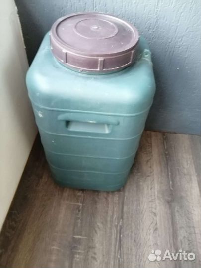 Бочки пластиковые бу 50л