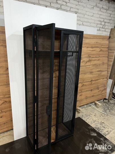 Шкаф в стиле лофт