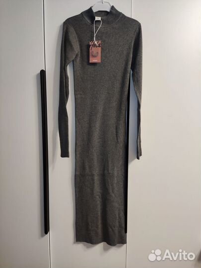 Платье женское xs