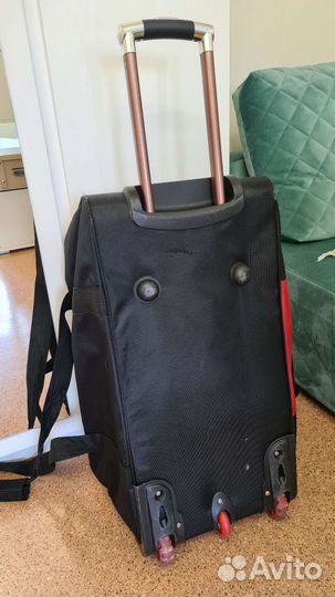Сумка дорожная на колесах с выдвижной ручкой