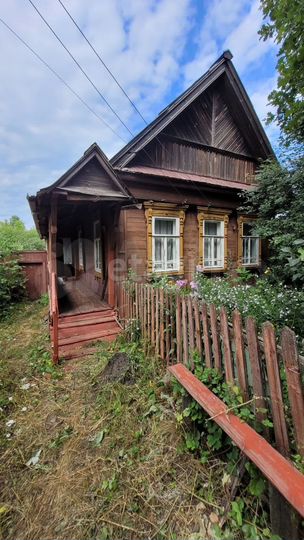 Дом 27,8 м² на участке 17,5 сот.