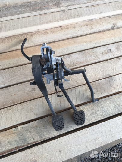 Педальный узел Бмв е39 под МКПП