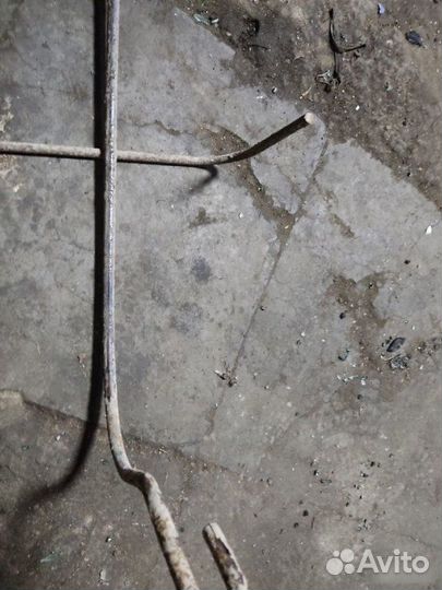 Кронштейн запасного колеса Renault Megane 3