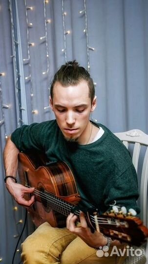 Преподаватель по гитаре