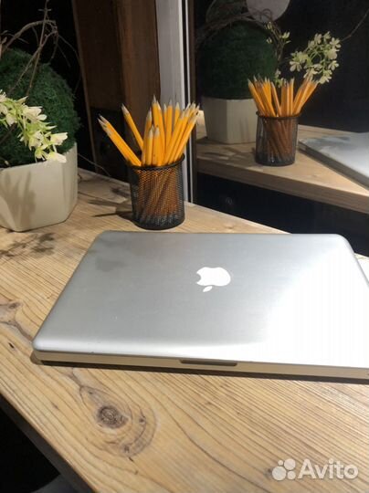 Apple MacBook Pro 13