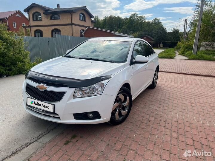 Chevrolet Cruze 1.8 AT, 2011, 190 000 км