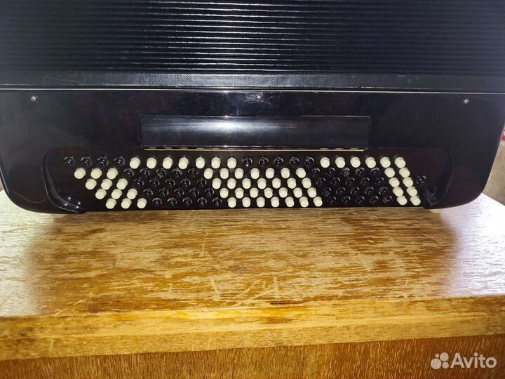 Баян цельнопланочный