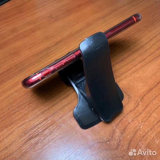 Держатель для телефона на приборную панель