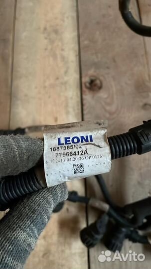 1887585 Проводка кпп DAF XF105 2013 год