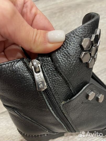 Ботинки для девочки 35 размер