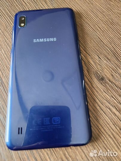 Samsung Galaxy A10, 2/32 ГБ