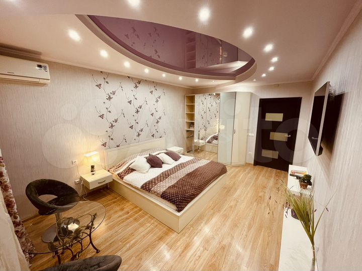 2-к. квартира, 80 м², 3/17 эт.