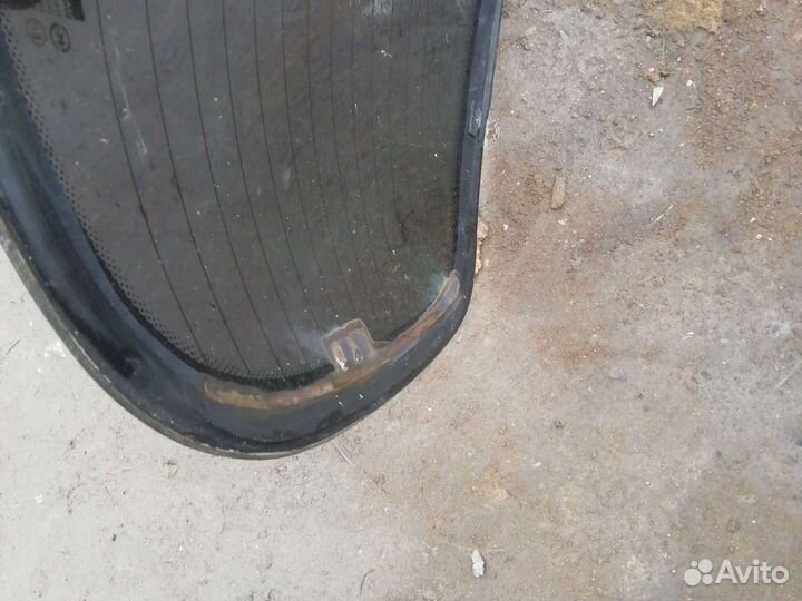 Заднее стекло шевроле ланос