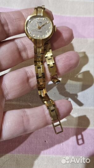 Наручные часы механические СССР
