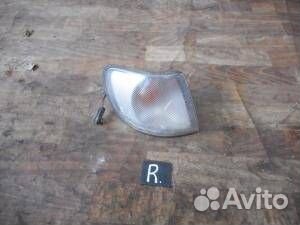 Указатель поворота правый Nissan Sunny N14 1990-1