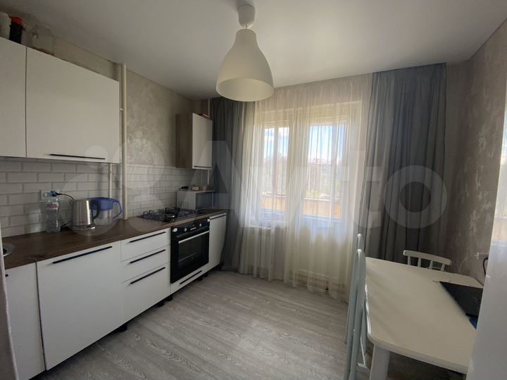 2-к. квартира, 54 м², 3/5 эт.