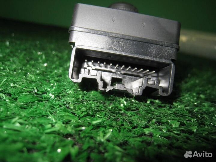 Регулятор зеркал Chevrolet Cruze J300 2011