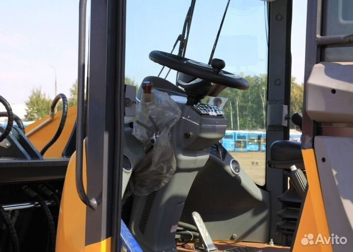 Фронтальный погрузчик Worker ZL20, 2023