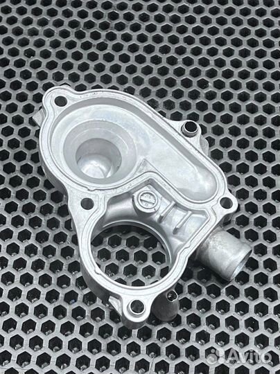 Крышка помпы Suzuki RM-Z 450 2005-2007