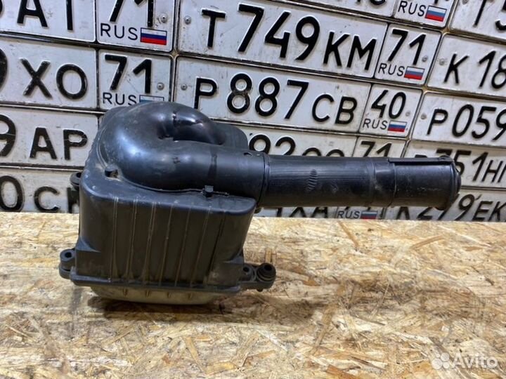 Корпус воздушного фильтра Chevrolet Niva