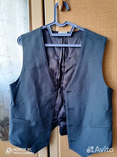 Жилетка для мальчика школьная 140