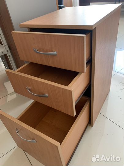 Офисная мебель бу