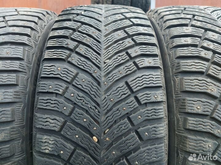 Michelin X-Ice North 4 225/45 R18 и 245/40 R18 97T