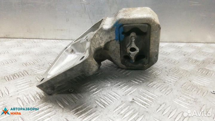 Подушка двигателя дизельная Jeep Grand Cherokee WK