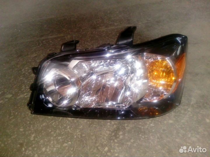 Фары Тойота Хайлендер, Клугер 03-07 г.в