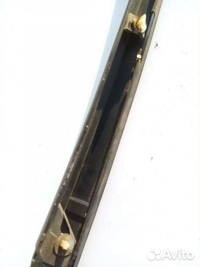 Молдинг задней правой двери cadillac CTS 2