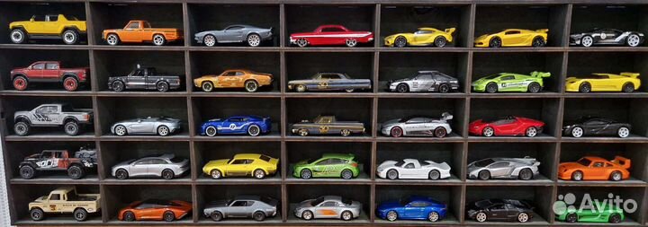 Коллекционные машинки HotWheels