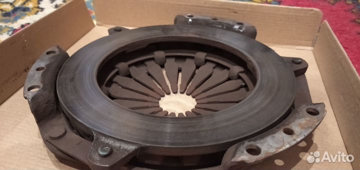 Сцепление на Логан