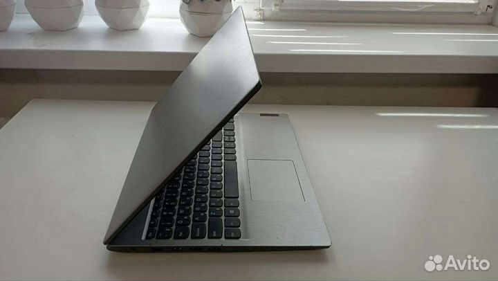 Быстрый Lenovo Rayzen 3