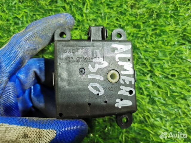 Моторчик заслонки отопителя Nissan